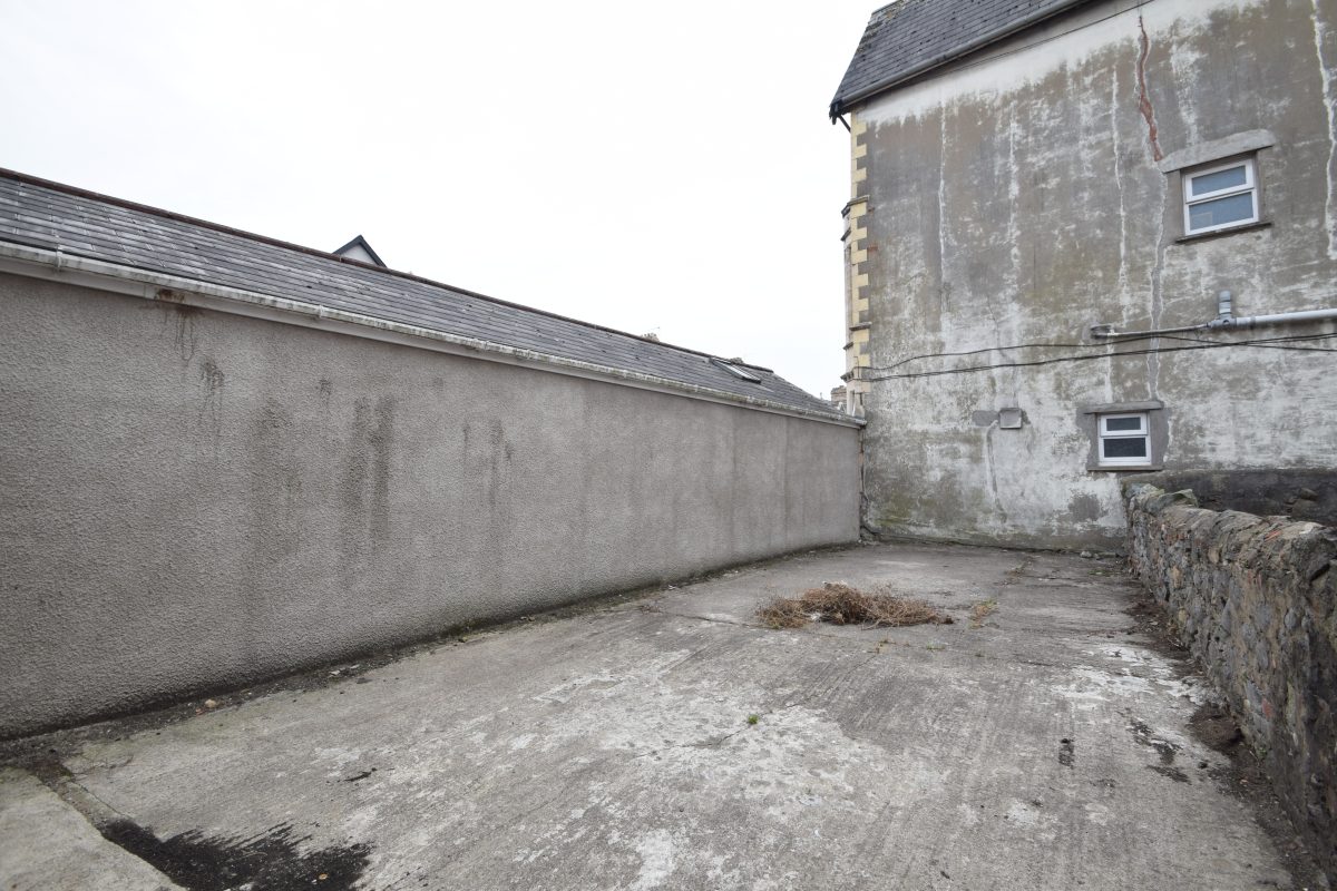 Miskin Street