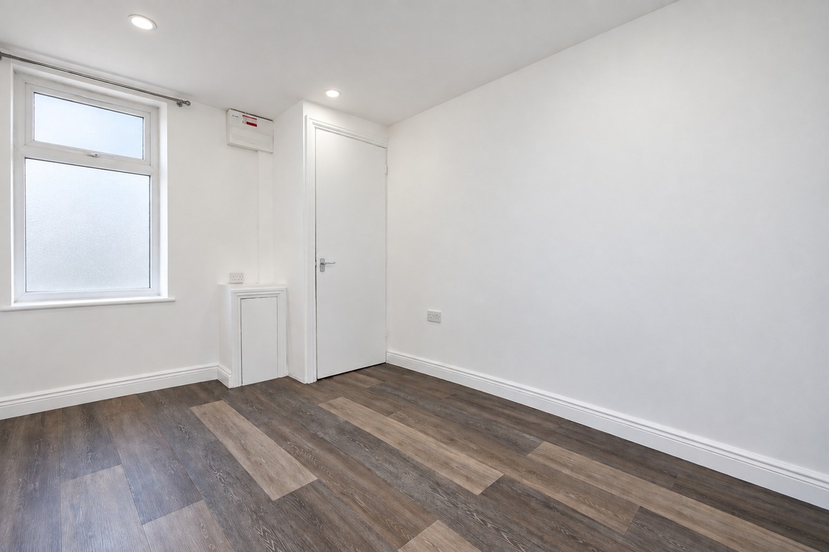 2 Bedroom Flat