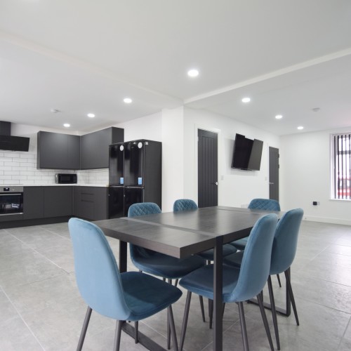 48 Hirwain Street Cathays