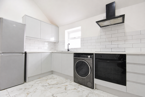 City Road, 3 Bedroom Property  - Cardiff Letting Agents
